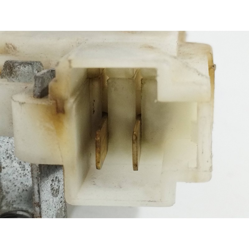 CERRADURA PUERTA TRASERA IZQUIERDA