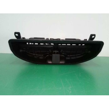 Recambio de rejilla aireadora para peugeot 208 style referencia OEM IAM 9672848677 CENTRAL 