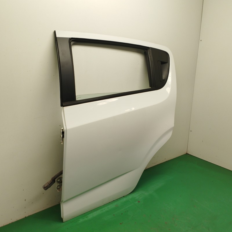 PUERTA TRASERA IZQUIERDA OBSERVAR FOTOS