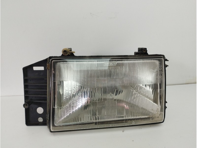 Recambio de faro izquierdo para fiat tipo (160) 1.9 diesel referencia OEM IAM   