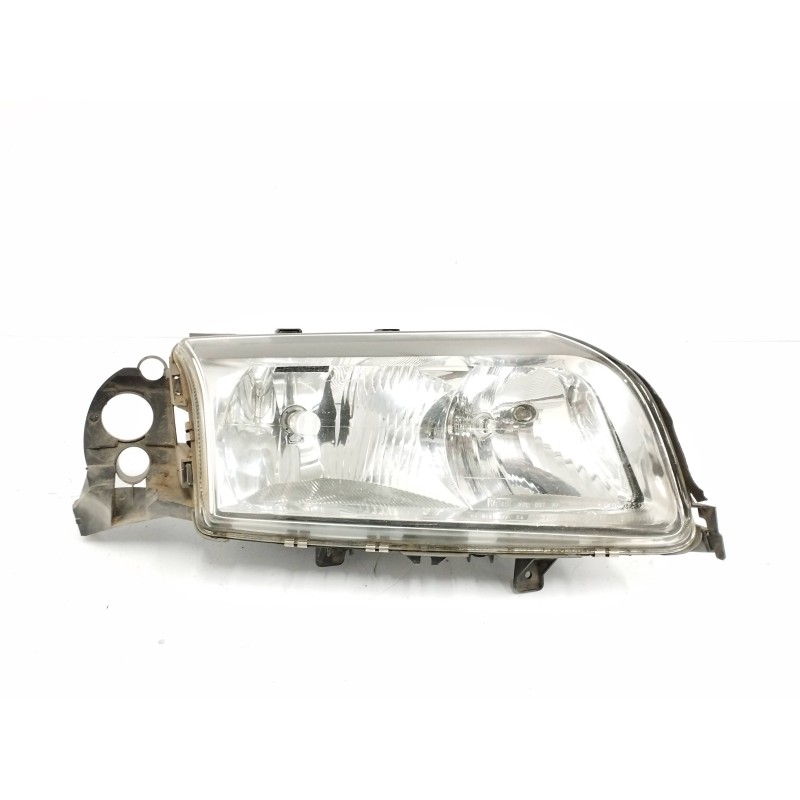 Recambio de faro derecho para volvo s80 berlina 2.5 d referencia OEM IAM 89005047 8620663 