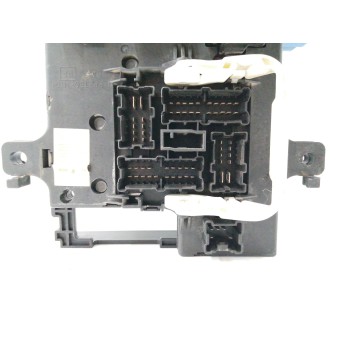 Recambio de caja reles / fusibles para nissan terrano/terrano.ii (r20) 2.7 turbodiesel referencia OEM IAM  5WK48541 