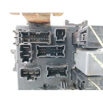 Recambio de caja reles / fusibles para nissan terrano/terrano.ii (r20) 2.7 turbodiesel referencia OEM IAM  5WK48541 