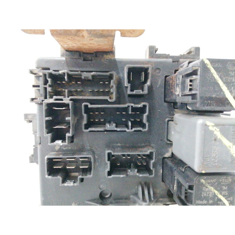 CAJA RELES / FUSIBLES 5WK48541