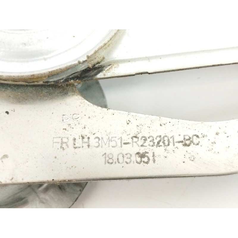 ELEVALUNAS DELANTERO DERECHO 3M51R23201BC