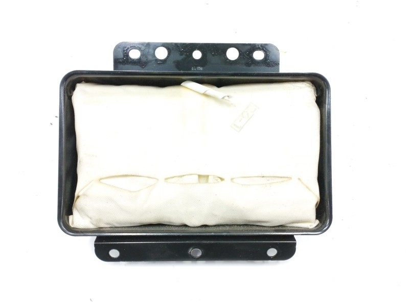 Recambio de airbag delantero derecho para ssangyong rodius 2.7 turbodiesel cat referencia OEM IAM 8621021001 Recambio de airbag delantero derecho para ssangyong rodius 2.7 turbodiesel cat referencia OEM IAM 8621021001