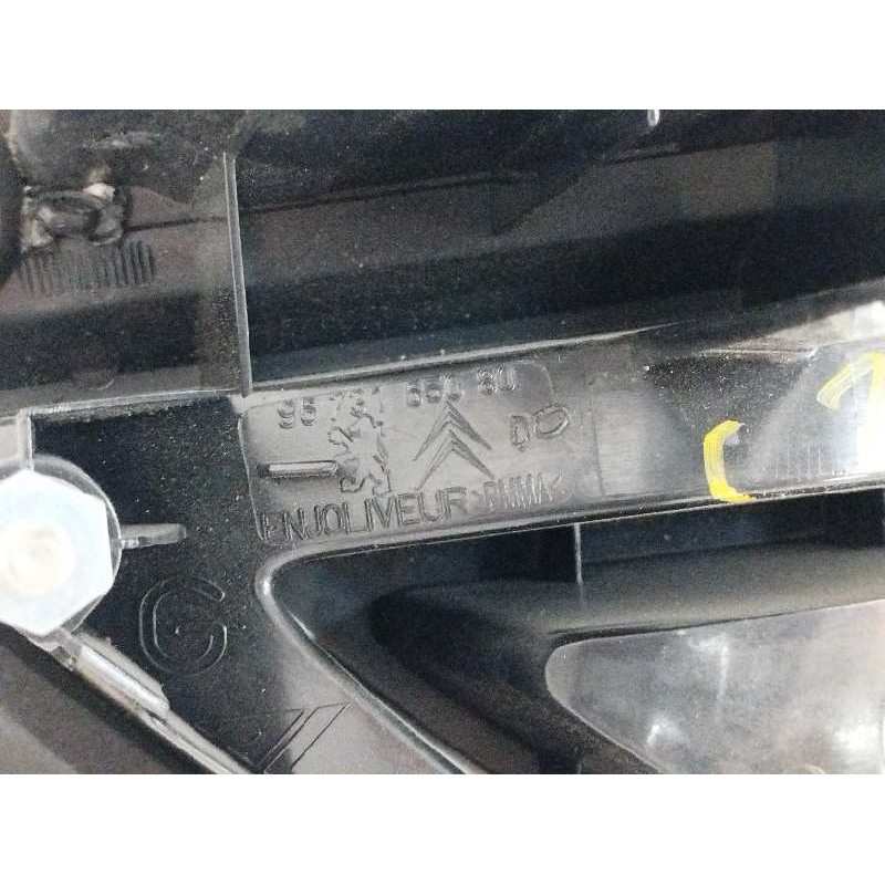 PILOTO TRASERO IZQUIERDO INTERIOR