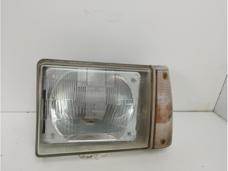 Recambio de faro izquierdo para fiat panda 0.9 cat referencia OEM IAM   
