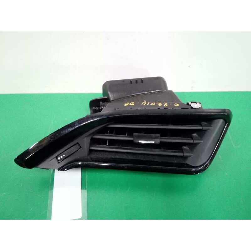 Recambio de rejilla aireadora para peugeot 208 style referencia OEM IAM 9673131677 LADO DERECHO 