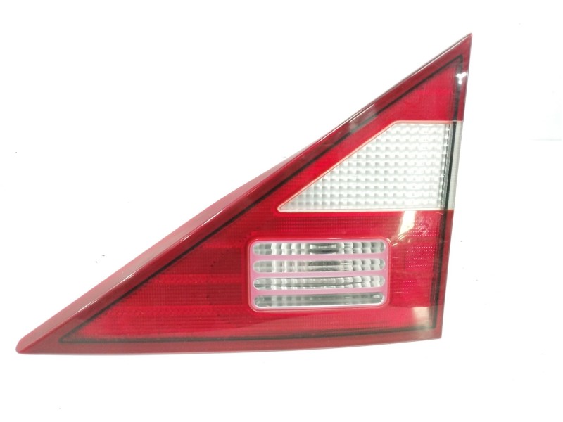 Recambio de piloto trasero derecho interior para ssangyong rodius 2.7 turbodiesel cat referencia OEM IAM 8360221203  