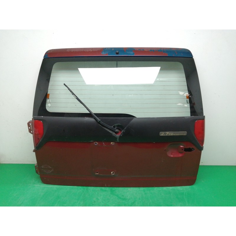 Recambio de porton trasero para nissan terrano/terrano.ii (r20) 2.7 turbodiesel referencia OEM IAM  OBSERVAR FOTOS 