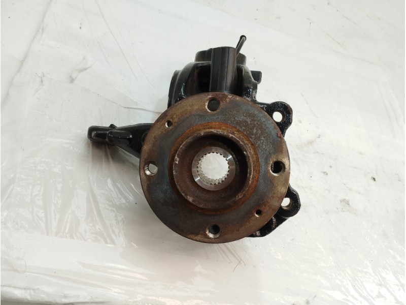Recambio de mangueta delantera derecha para peugeot 207 1.6 16v referencia OEM IAM   
