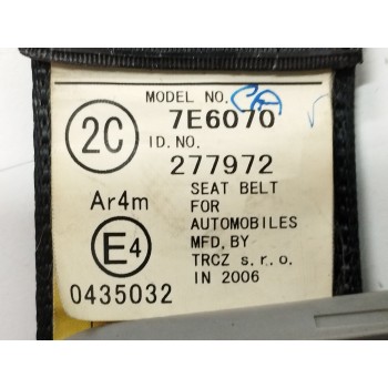 Recambio de cinturon seguridad trasero central para toyota yaris (ksp9/scp9/nlp9) 1.3 cat referencia OEM IAM 7E6070  