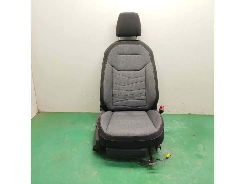 Recambio de asiento delantero derecho para seat arona (kj7, kjp) 1.0 tsi referencia OEM IAM Recambio de asiento delantero derecho para seat arona (kj7, kjp) 1.0 tsi referencia OEM IAM