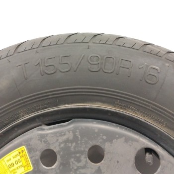 Recambio de neumatico repuesto para chevrolet captiva 2.0 diesel cat referencia OEM IAM 95493480 4TX16 5H 5X115