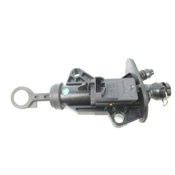 Recambio de bomba embrague para volkswagen golf vii lim. 1.6 tdi dpf referencia OEM IAM 5Q0721388E  