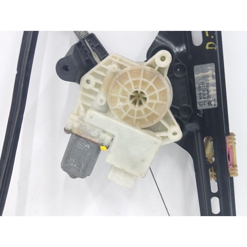 ELEVALUNAS DELANTERO IZQUIERDO 9816271280