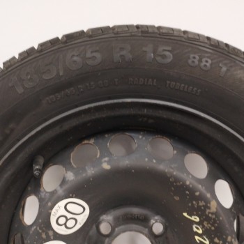 Recambio de neumatico repuesto para renault clio iv 1.5 dci diesel fap referencia OEM IAM RE515027 6JX15H2 ET40 4H 4X100