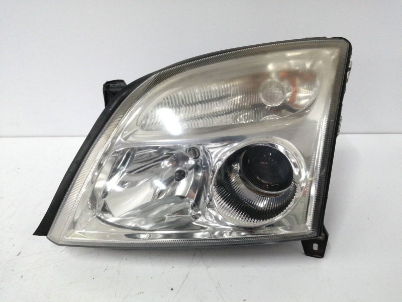 Recambio de faro izquierdo para opel vectra c berlina 2.0 dti referencia OEM IAM 15588700  