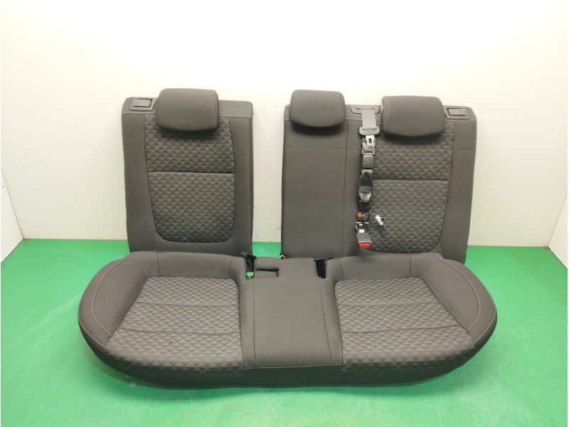 Recambio de asientos traseros para kia rio (yb) 1.0 tgdi cat referencia OEM IAM  OBSERVAR FOTOS 