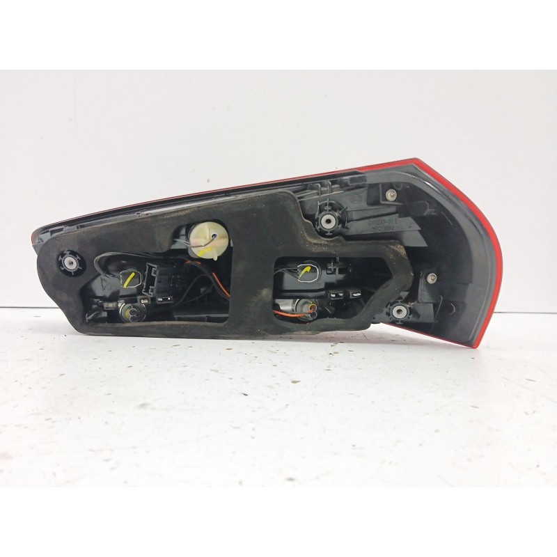 PILOTO TRASERO IZQUIERDO