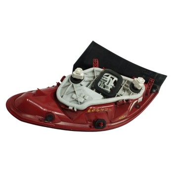 Recambio de piloto trasero derecho para opel meriva b 1.7 16v cdti referencia OEM IAM 13253628  