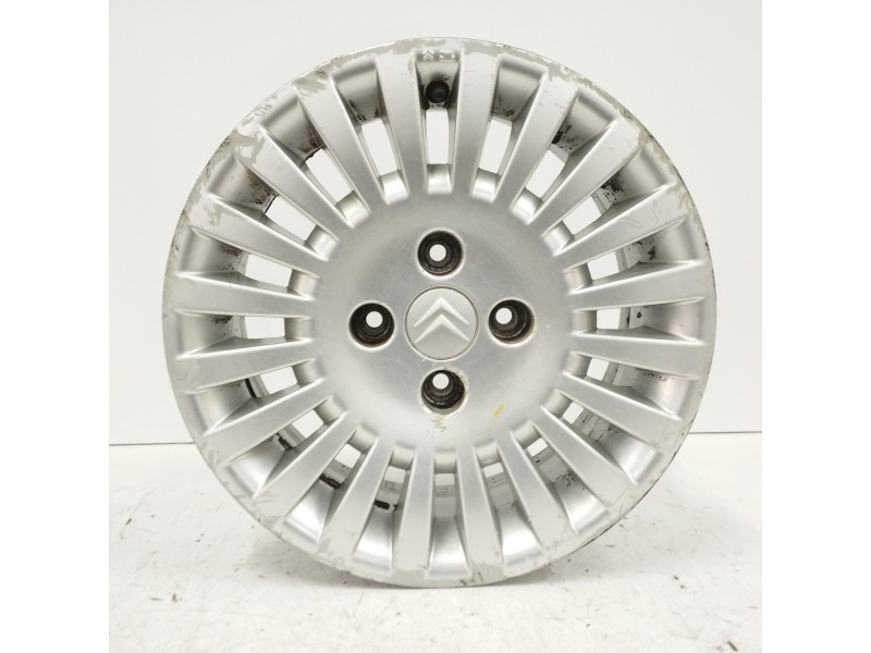 Recambio de llanta para citroën c3 1.4 hdi referencia OEM IAM 5402F7 6JX15CH4 ET27 4H 4X108