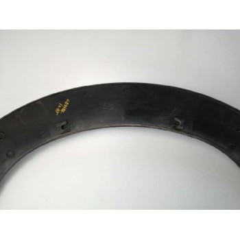 Recambio de aletin trasero izquierdo para iveco daily ka 2.3 diesel cat referencia OEM IAM 504099744  