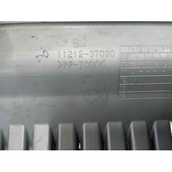 Recambio de tapa motor para toyota auris hybrid active referencia OEM IAM 1121237090  