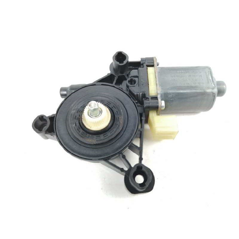 MOTOR ELEVALUNAS DELANTERO IZQUIERDO 0130822717