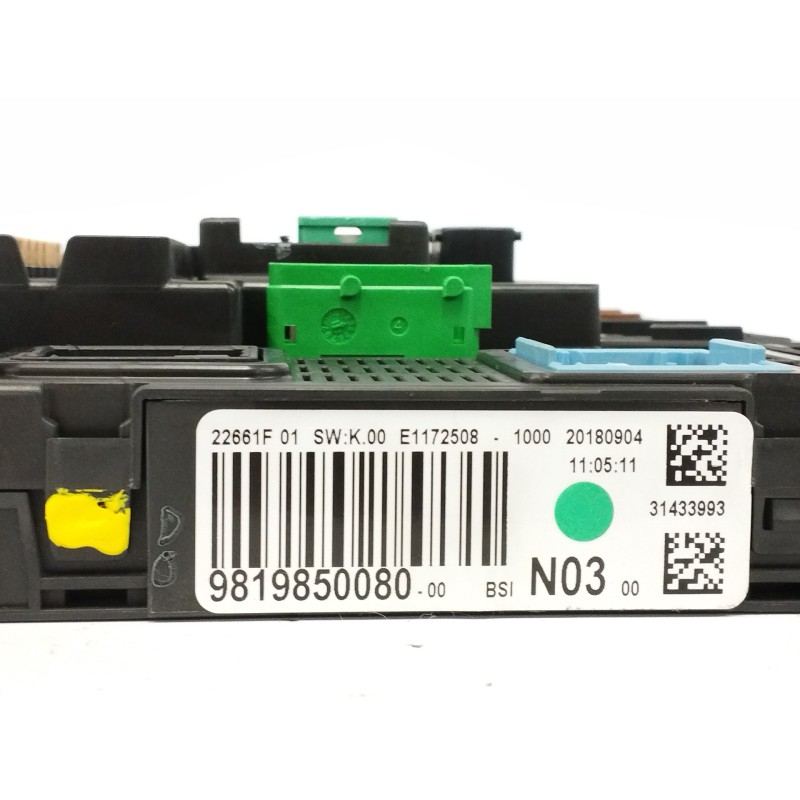 CAJA RELES / FUSIBLES E1172508