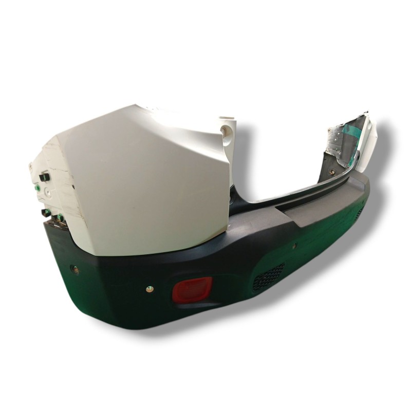 PARAGOLPES TRASERO 735585021 735585022