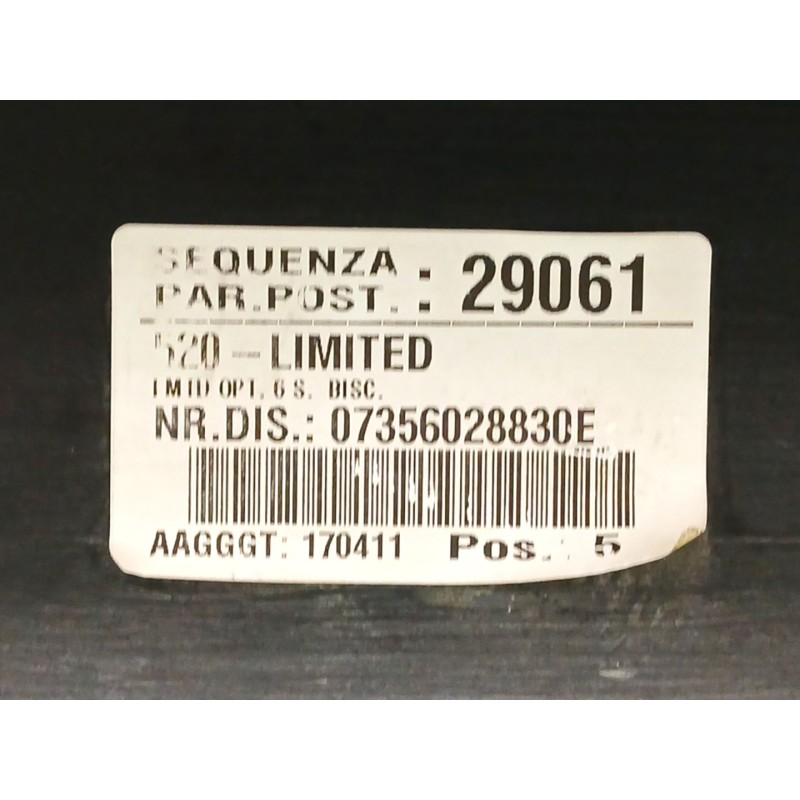 PARAGOLPES TRASERO 735585021 735585022