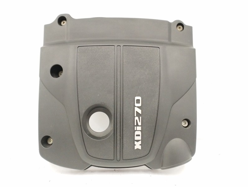 Recambio de tapa motor para ssangyong rodius 2.7 turbodiesel cat referencia OEM IAM A6650101114  