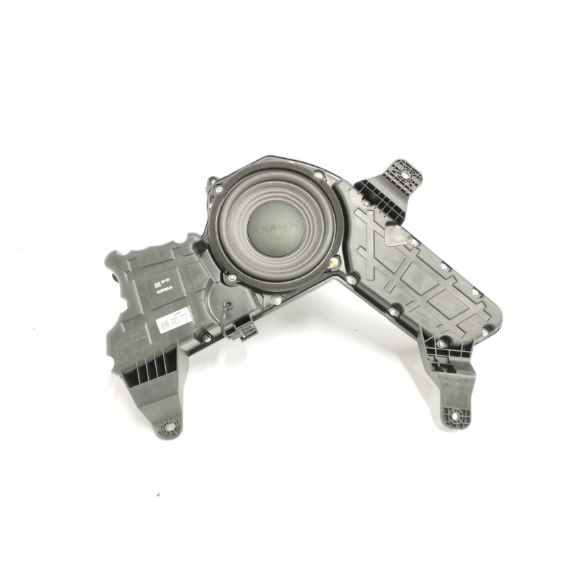 NO IDENTIFICADO SUBWOOFER