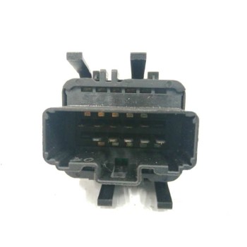 Recambio de mando elevalunas delantero izquierdo para renault scenic ii referencia OEM IAM 8200060045  