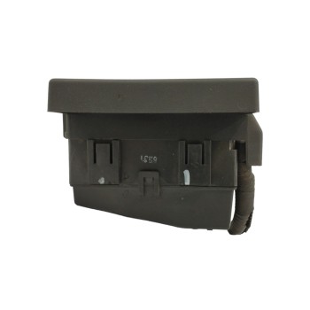 CAJA RELES / FUSIBLES 