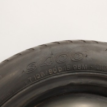 Recambio de neumatico repuesto para kia cee´d 2.0 crdi referencia OEM IAM 529101H900 4TX15FH ET30 5H 5X115