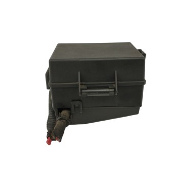 Recambio de caja reles / fusibles para chevrolet captiva 2.0 diesel cat referencia OEM IAM   
