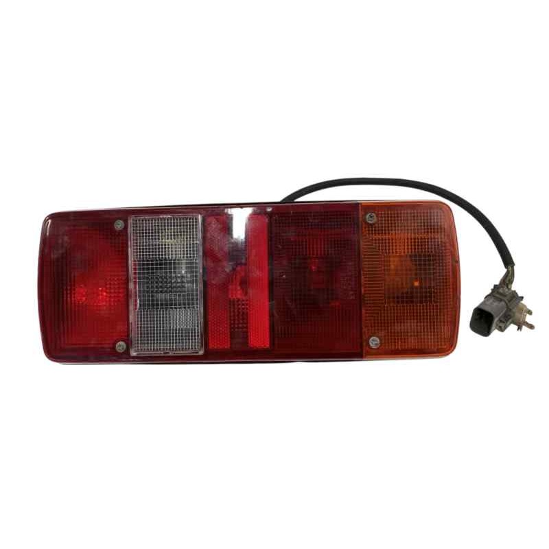 Recambio de piloto trasero derecho para nissan trade 100 3.0 turbodiesel referencia OEM IAM   