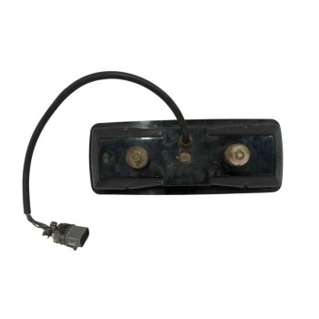 Recambio de piloto trasero derecho para nissan trade 100 3.0 turbodiesel referencia OEM IAM   