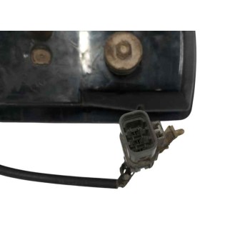 Recambio de piloto trasero derecho para nissan trade 100 3.0 turbodiesel referencia OEM IAM   