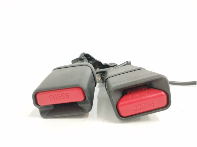 Recambio de enganche cinturon derecho para suzuki vitara 1.0 12v boosterjet cat referencia OEM IAM TRASERO Recambio de enganche cinturon derecho para suzuki vitara 1.0 12v boosterjet cat referencia OEM IAM TRASERO