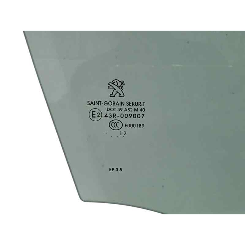 LUNA DELANTERA DERECHA