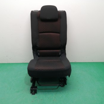 Recambio de asientos trasero izquierdo para toyota verso 1.6 16v cat referencia OEM IAM   