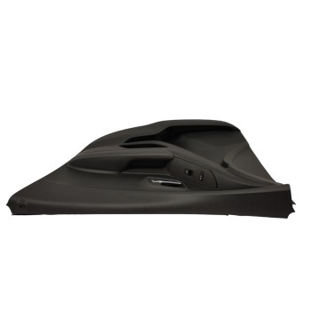 Recambio de guarnecido puerta delantera derecha para chevrolet trax 1.7 diesel cat referencia OEM IAM 95367610 OBSERVAR FOTO 