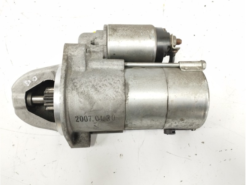 Recambio de motor arranque para ssangyong rodius 2.7 turbodiesel cat referencia OEM IAM 6611514101  