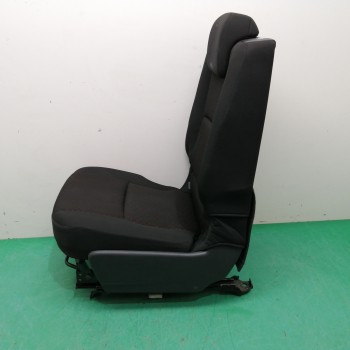 Recambio de asientos trasero izquierdo para toyota verso 1.6 16v cat referencia OEM IAM   