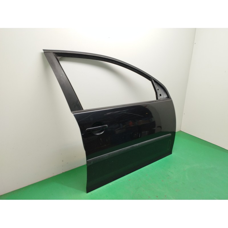 PUERTA DELANTERA DERECHA OBSERVAR FOTOS