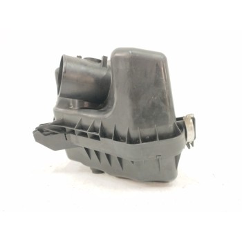 Recambio de filtro aire para toyota auris 2.2 d-cat referencia OEM IAM   